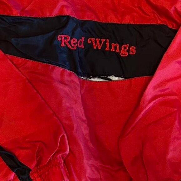 Vintage Nike NHL Detroit Red Wings Jacket Size 4T - Picture 4 of 4